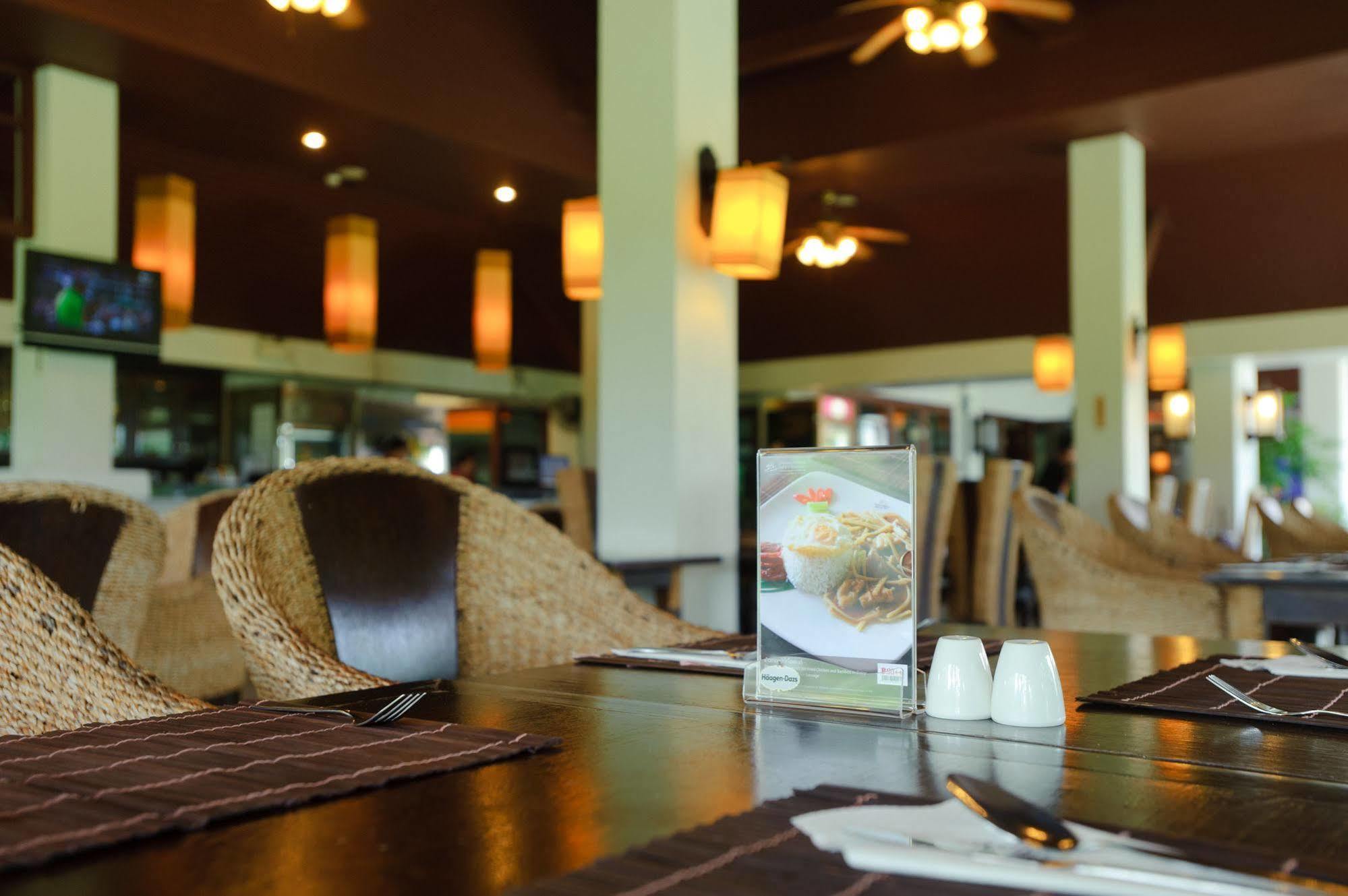 Chiangmai Highlands Golf And Spa Resort Mae On Luaran gambar